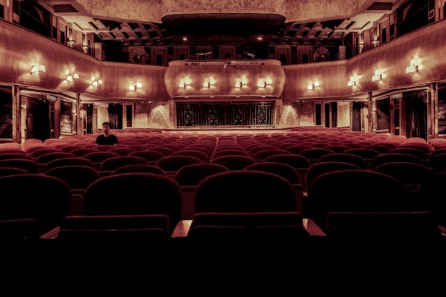 Venue selection for concerts and live shows